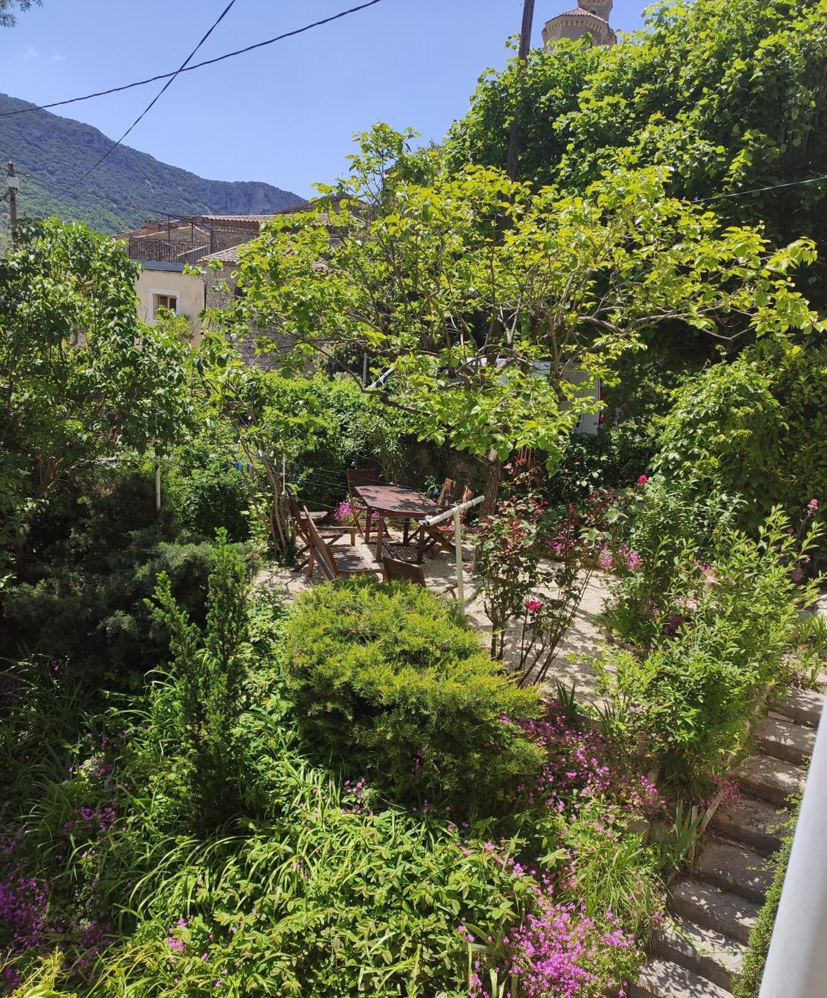Villa La clairière à Pierrelongue Extérieur photo